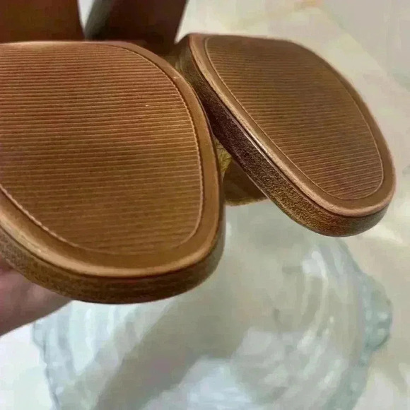 Mariela Italian Tan Sandals with Heels NEW - Picture 8 of 10